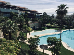 Apartamento en VILLA PADIERNA con piscina y con campo de golf